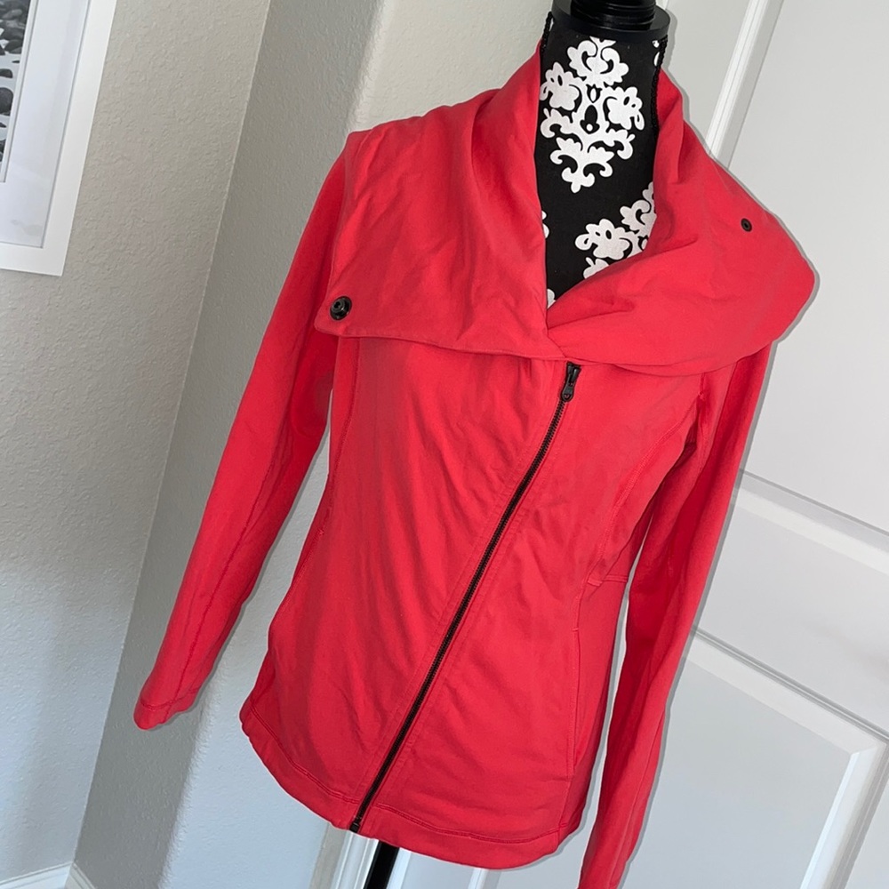 Lucy Athletic Jacket Red/Orange